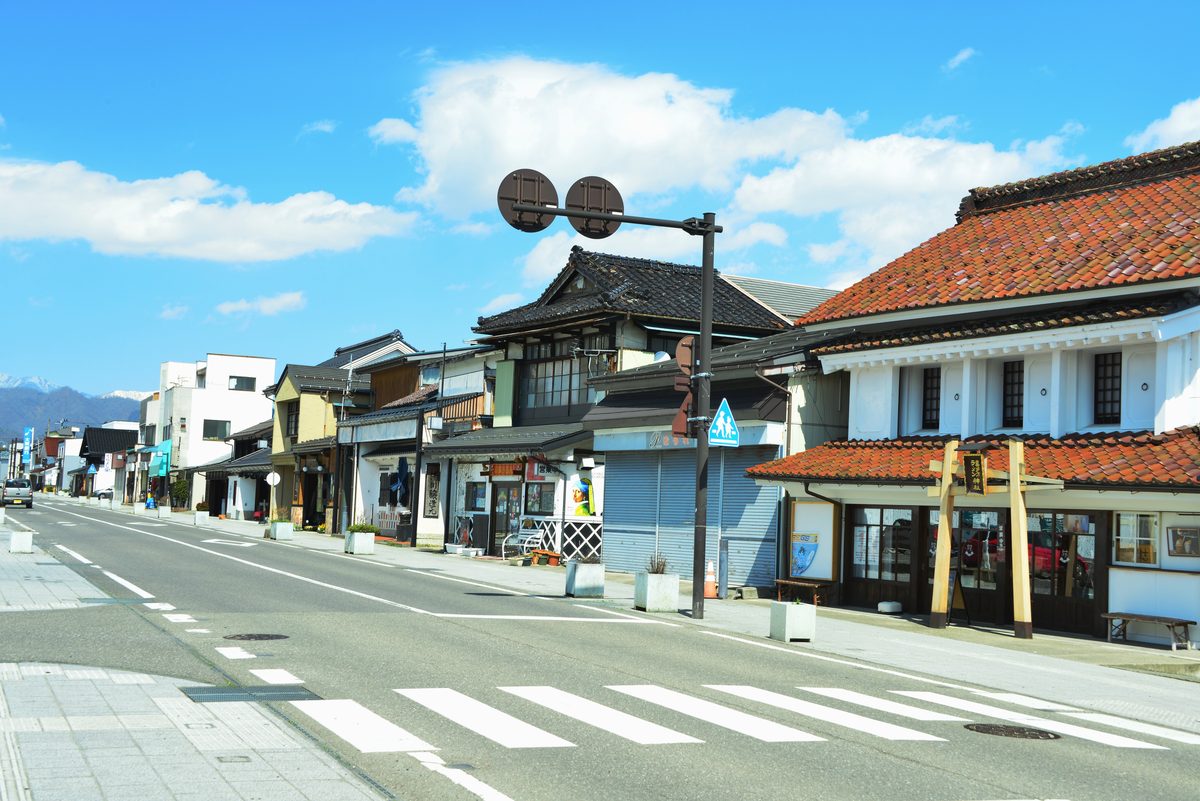 ふれあい通り（レトロ横丁）とラーメン神社 写真1