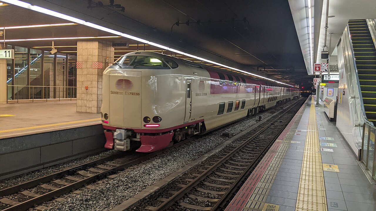 【前夜】東京駅 サンライズ瀬戸 出発 写真1